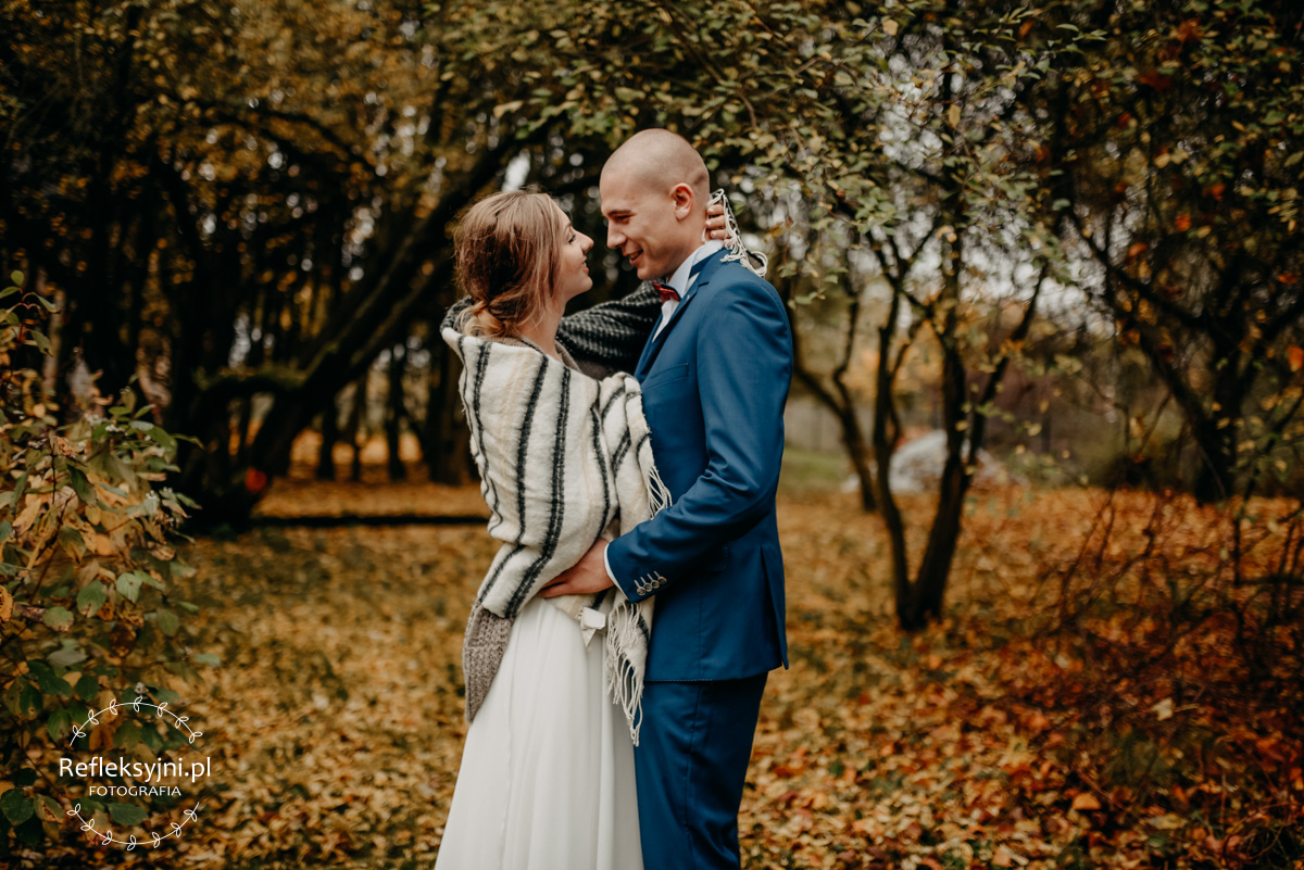 Sesja ślubna Karina i Mateusz Lubiejewo jesień